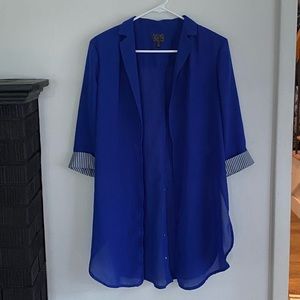 M C M Women’s Blouse Button Detail